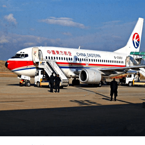 佳木斯东郊机场空运航空快运业稳步发展的原因是什么？